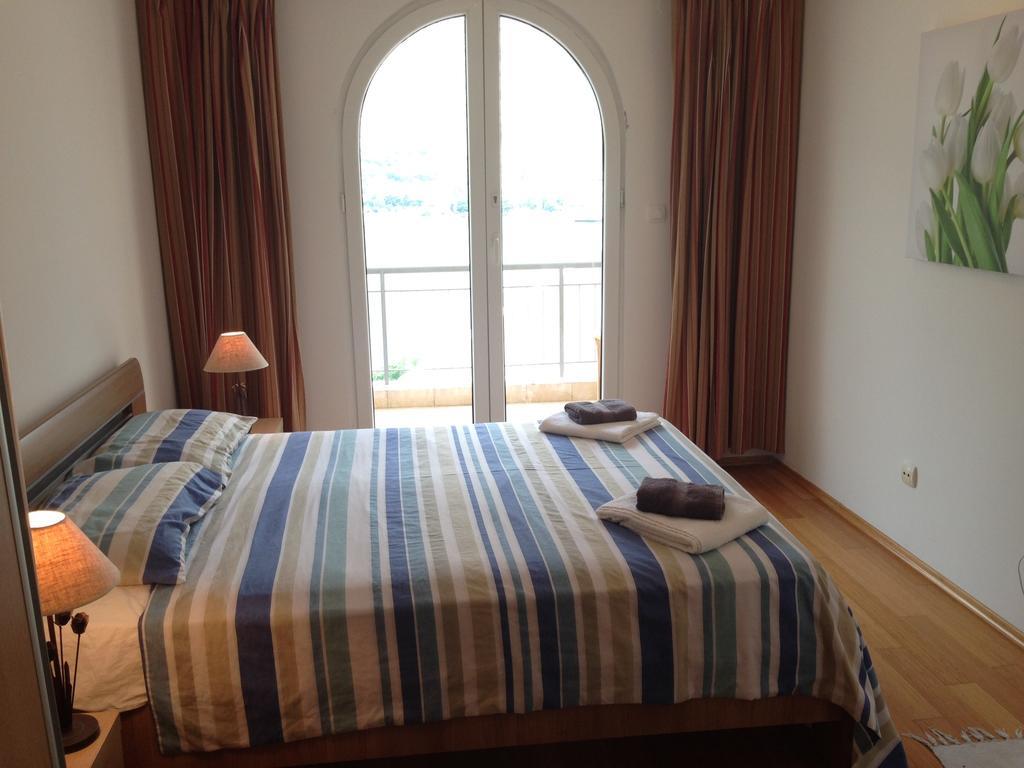 Apartment Fjord Waterfront Котор Экстерьер фото