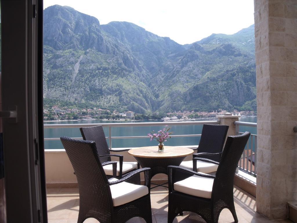Apartment Fjord Waterfront Котор Экстерьер фото
